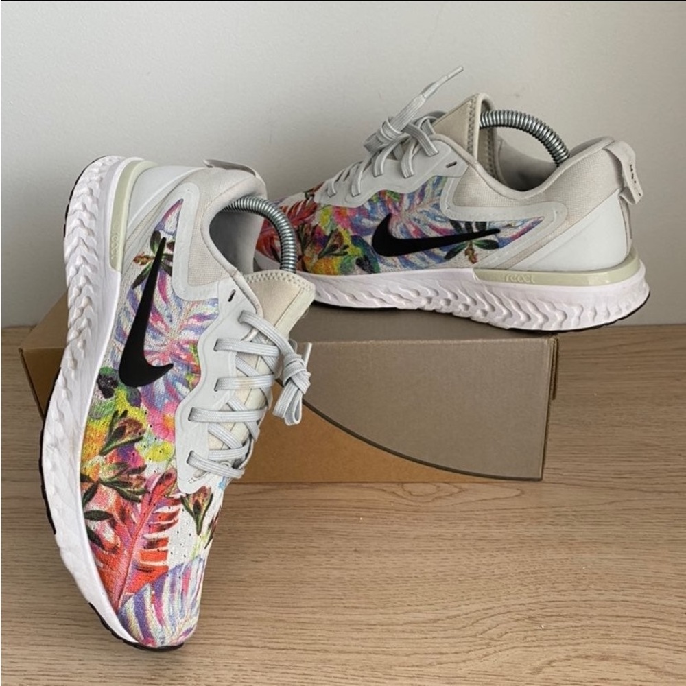 Nike Odyssey React Floral Running Sneakers “Hawaiian” - Women’s sz 10